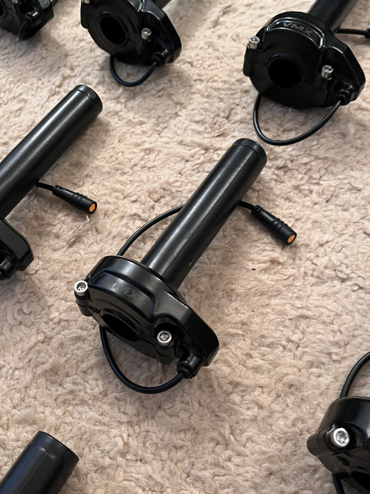 V2 Plug and Play Surron Throttle